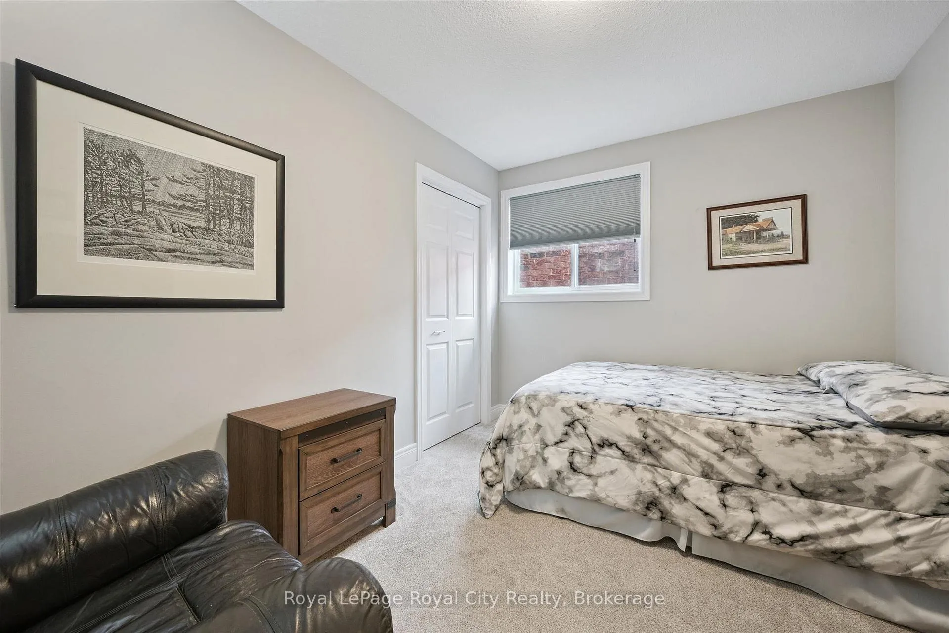 Photo 20 of 71 Doyle Drive, Guelph, Clairfields/Hanlon Business Park — HOMEH