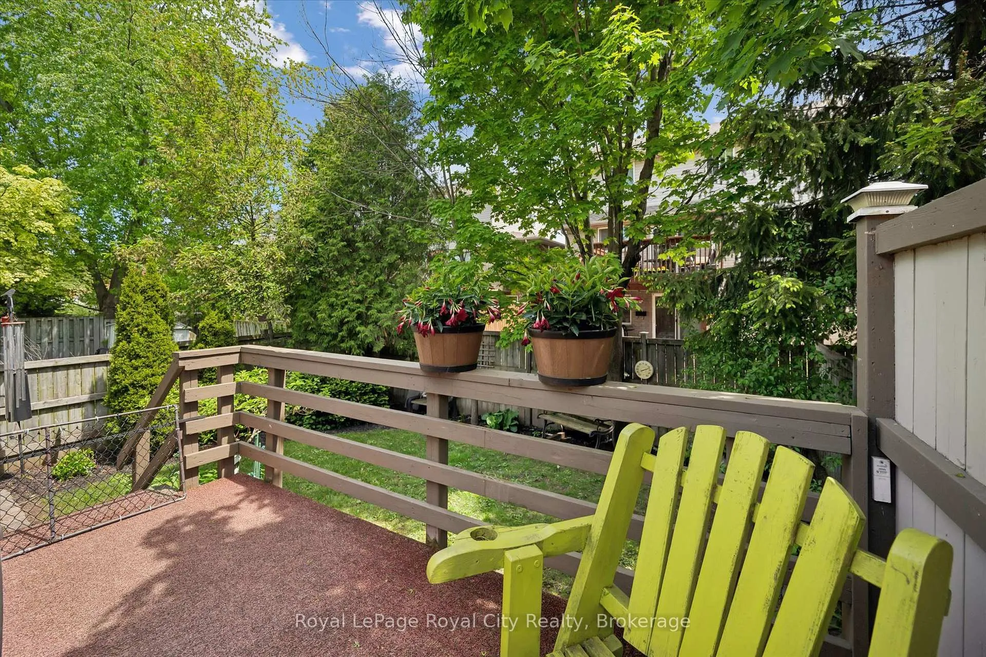 Photo 30 of 71 Doyle Drive, Guelph, Clairfields/Hanlon Business Park — HOMEH
