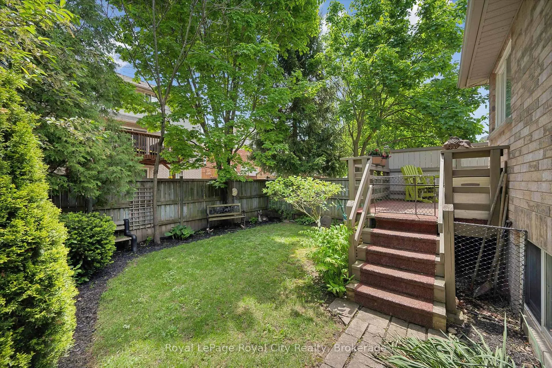Photo 31 of 71 Doyle Drive, Guelph, Clairfields/Hanlon Business Park — HOMEH