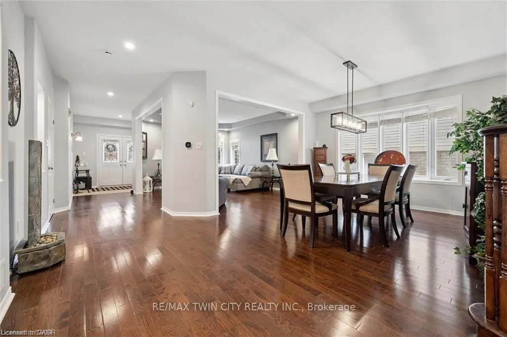Photo 10 of 305 Pine Valley Drive, Kitchener — HOMEH