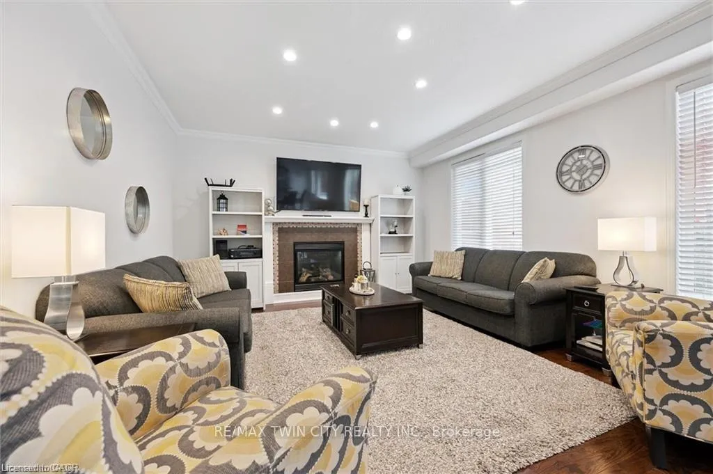 Photo 13 of 305 Pine Valley Drive, Kitchener — HOMEH
