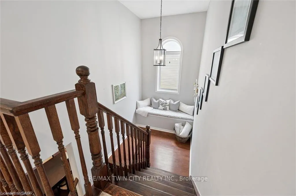Photo 25 of 305 Pine Valley Drive, Kitchener — HOMEH