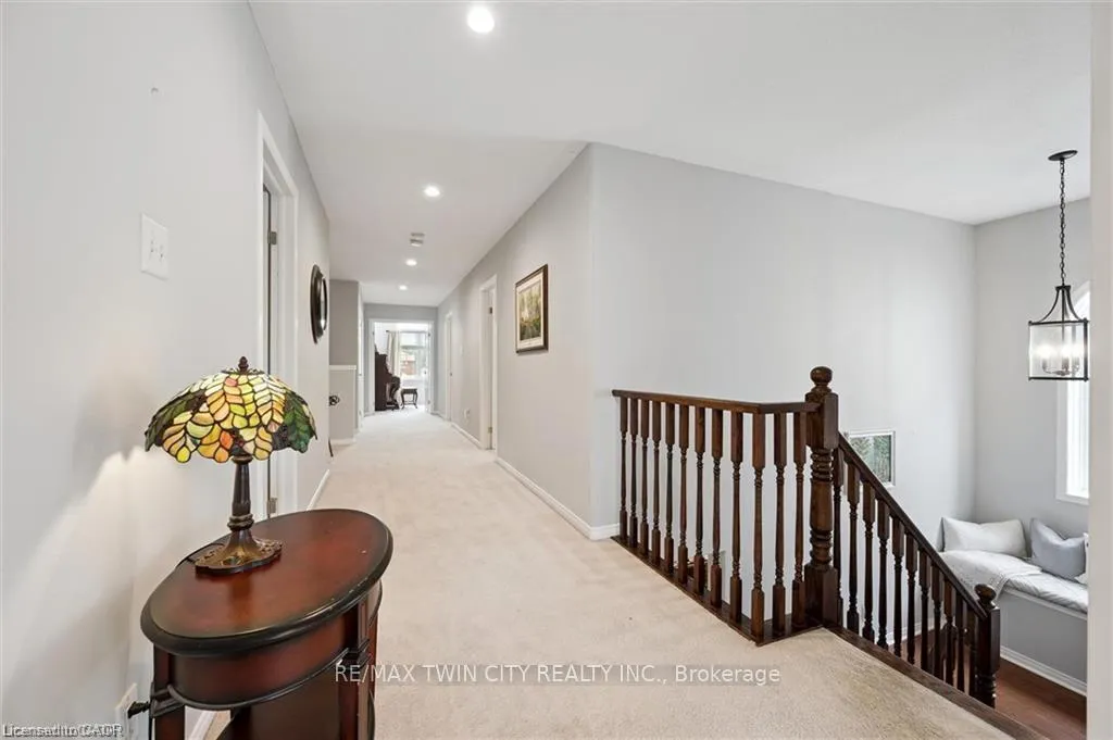 Photo 26 of 305 Pine Valley Drive, Kitchener — HOMEH