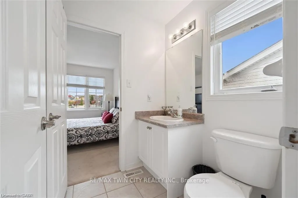 Photo 36 of 305 Pine Valley Drive, Kitchener — HOMEH