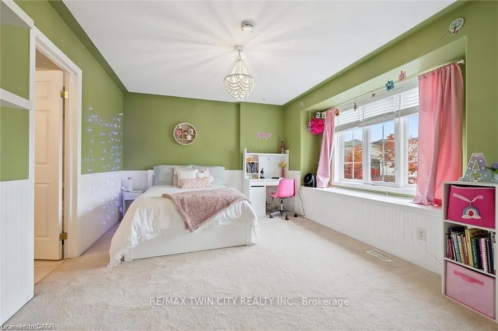 Photo 39 of 305 Pine Valley Drive, Kitchener — HOMEH