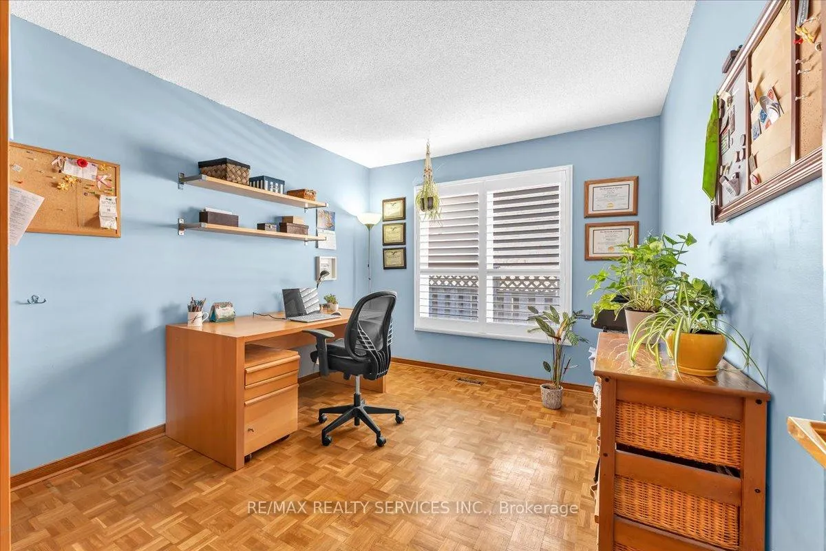 Photo 13 of 36 Brydon Crescent, Brampton, Northwood Park — HOMEH