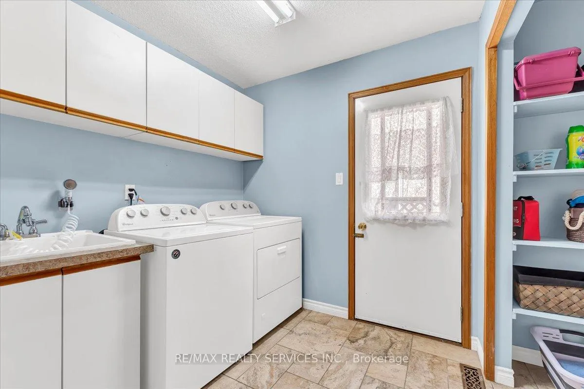 Photo 19 of 36 Brydon Crescent, Brampton, Northwood Park — HOMEH