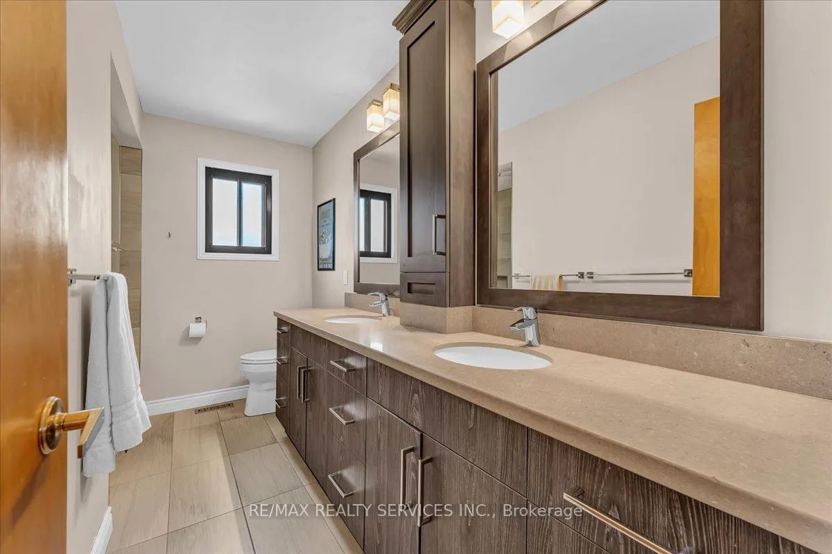 Photo 29 of 36 Brydon Crescent, Brampton, Northwood Park — HOMEH