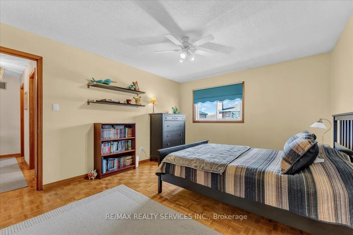 Photo 31 of 36 Brydon Crescent, Brampton, Northwood Park — HOMEH
