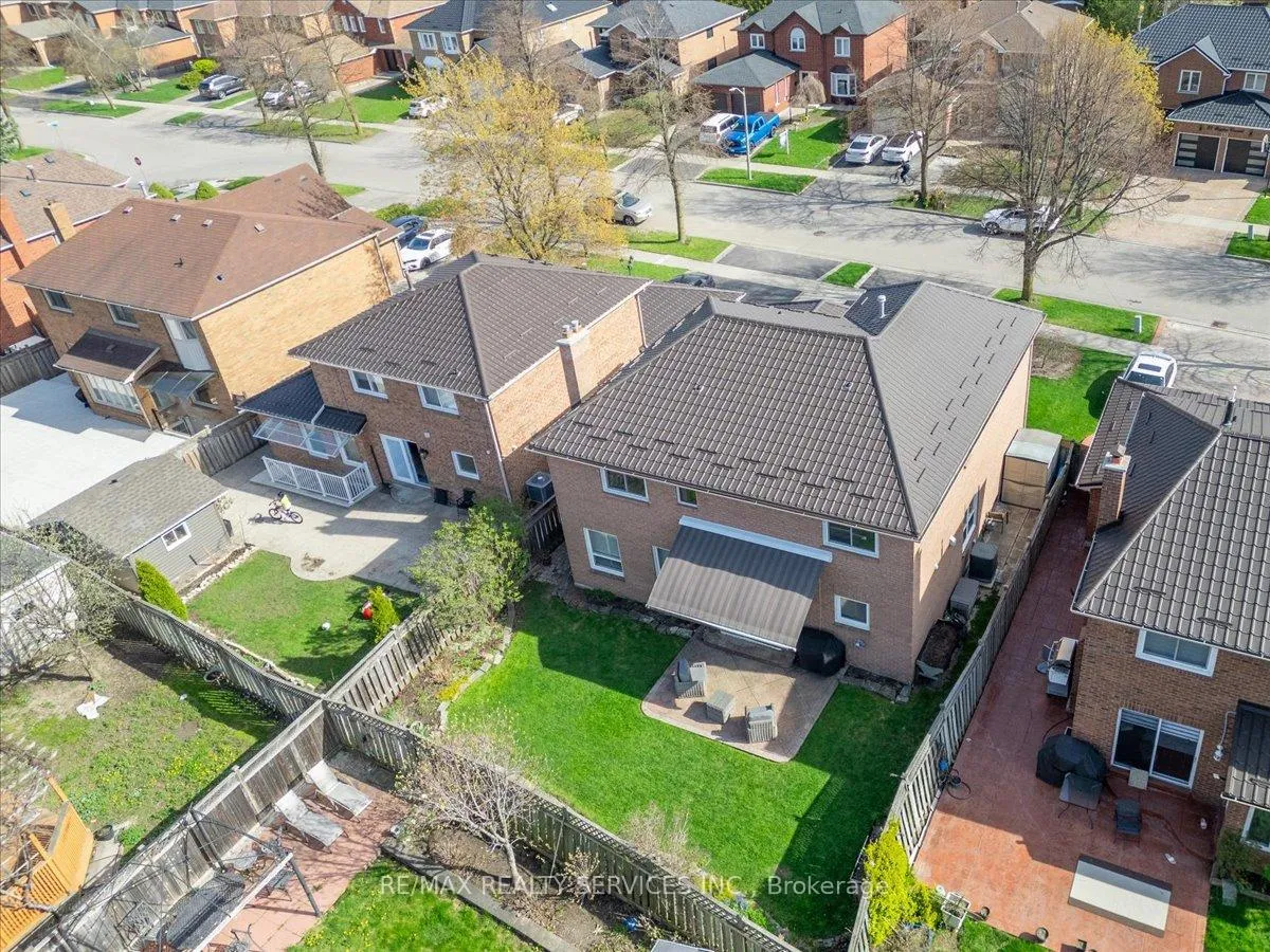Photo 48 of 36 Brydon Crescent, Brampton, Northwood Park — HOMEH