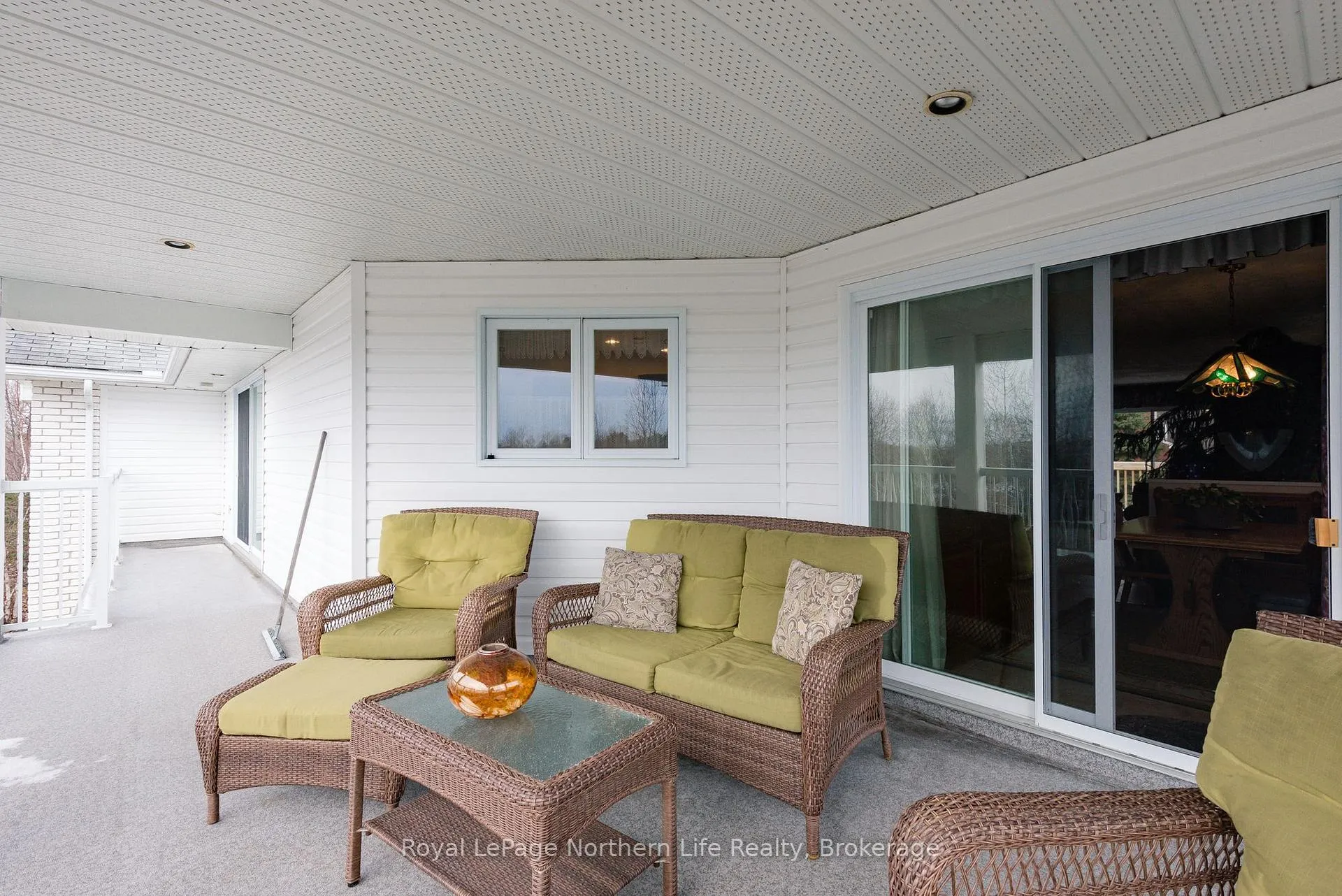 Photo 21 of 18 Killare Street, North Bay, Birchaven — HOMEH