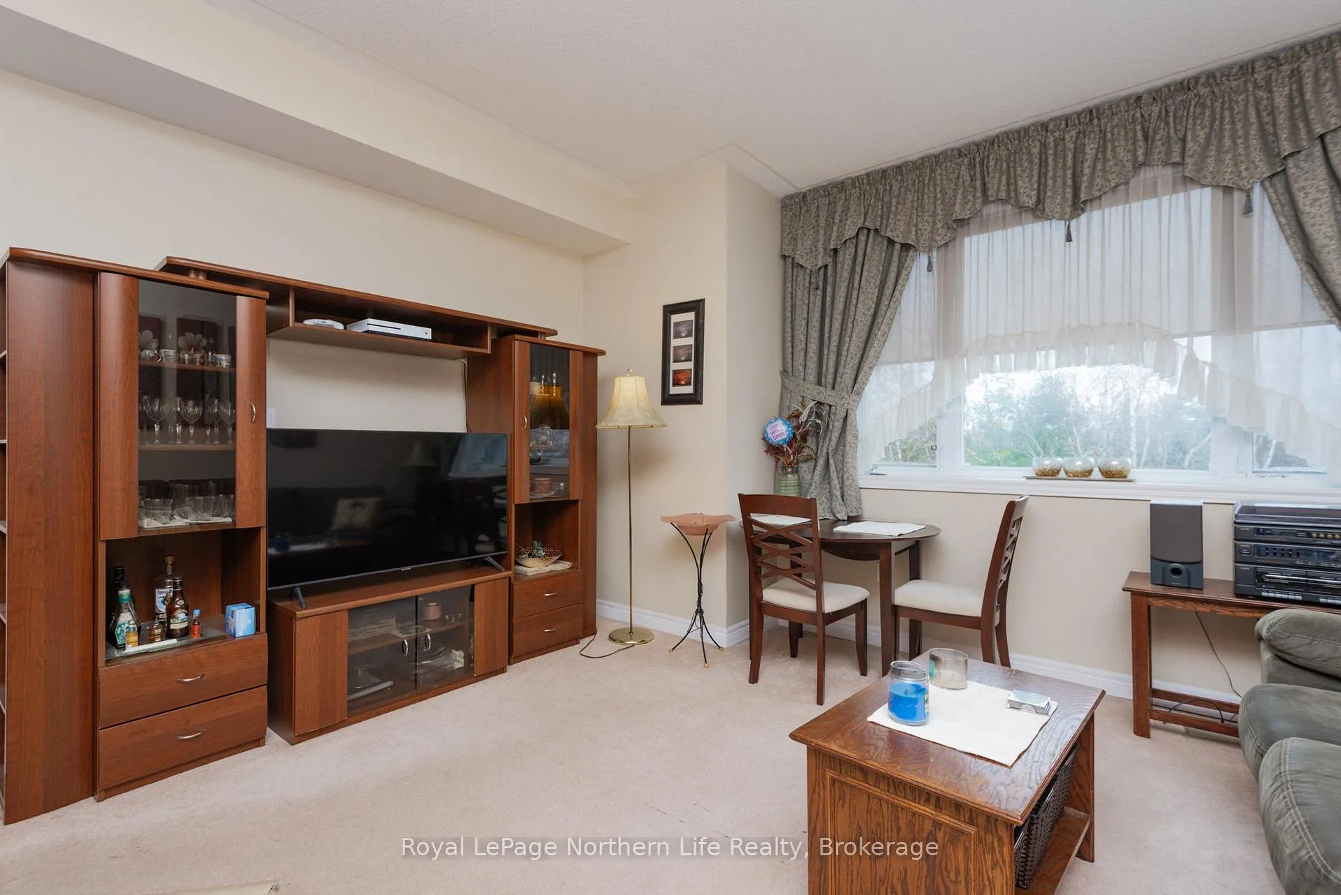 Photo 39 of 18 Killare Street, North Bay, Birchaven — HOMEH