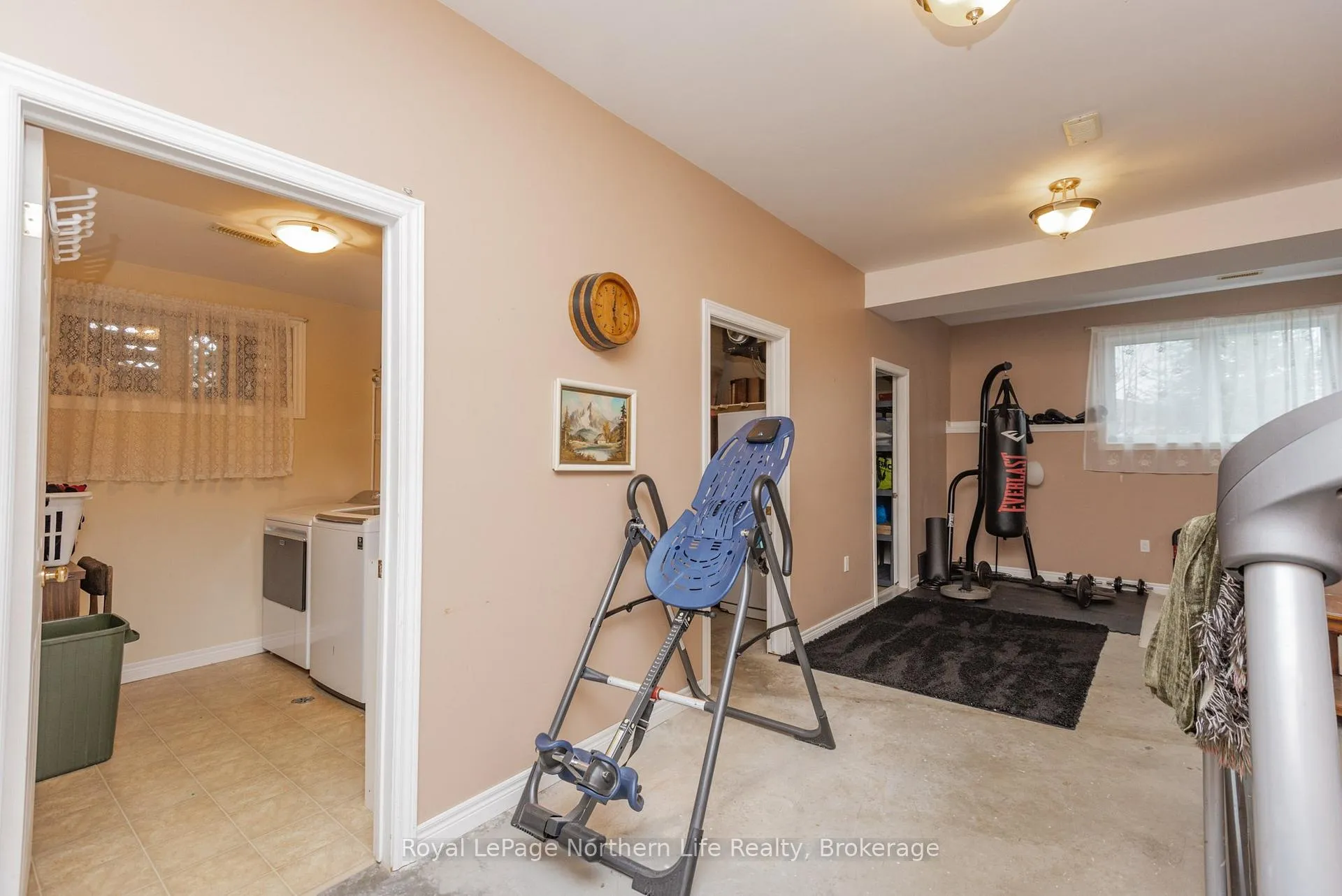 Photo 42 of 18 Killare Street, North Bay, Birchaven — HOMEH