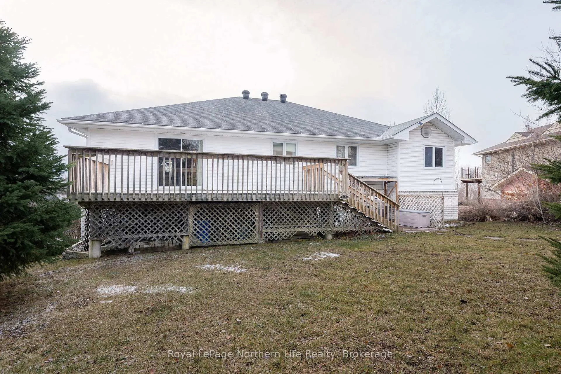Photo 46 of 18 Killare Street, North Bay, Birchaven — HOMEH
