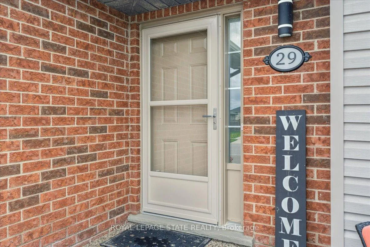 Photo 8 of 29 Mapleview Drive, Haldimand — HOMEH