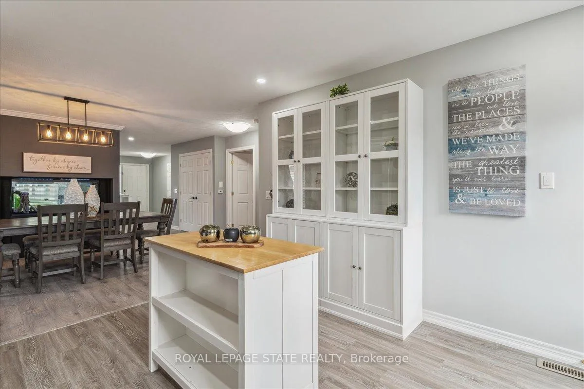 Photo 16 of 29 Mapleview Drive, Haldimand — HOMEH