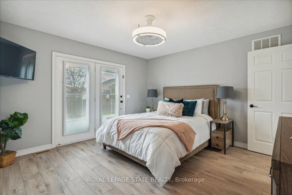 Photo 21 of 29 Mapleview Drive, Haldimand — HOMEH