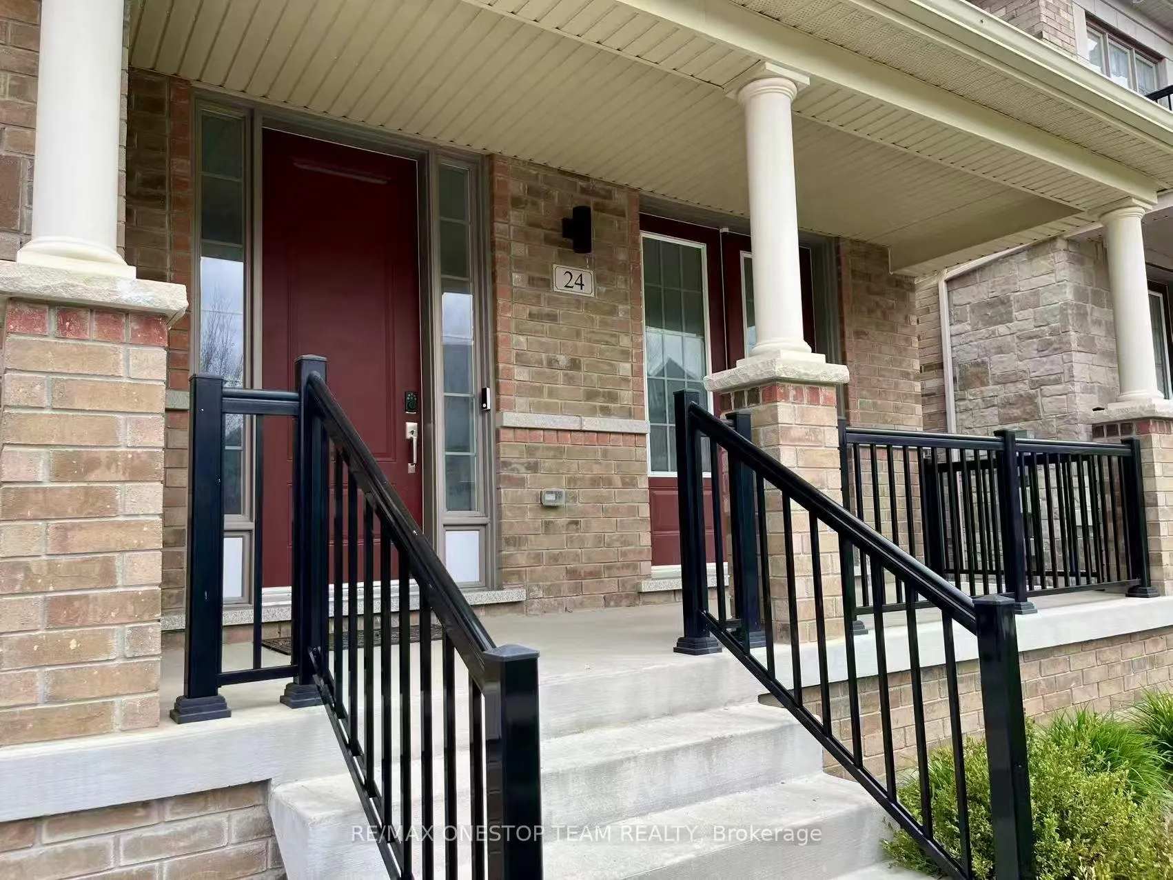 Photo 2 of 24 Pennine Drive, Whitby, Rural Whitby — HOMEH