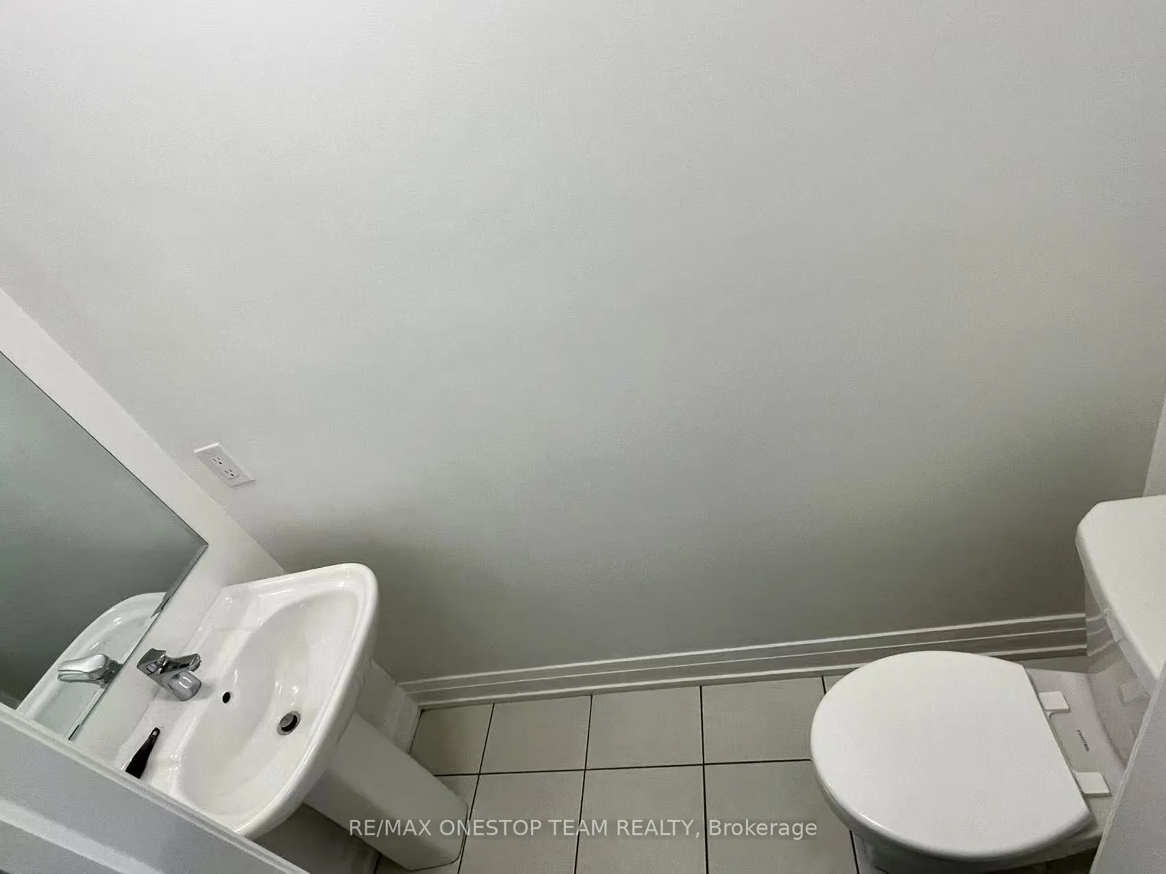 Photo 13 of 24 Pennine Drive, Whitby, Rural Whitby — HOMEH