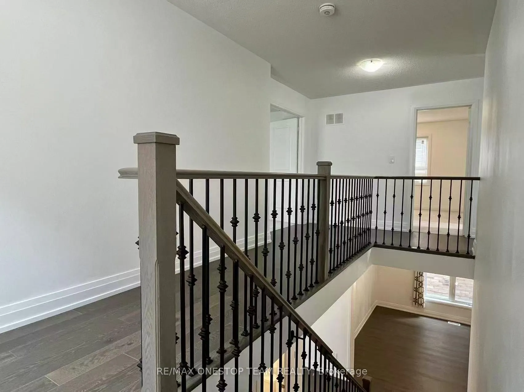 Photo 14 of 24 Pennine Drive, Whitby, Rural Whitby — HOMEH