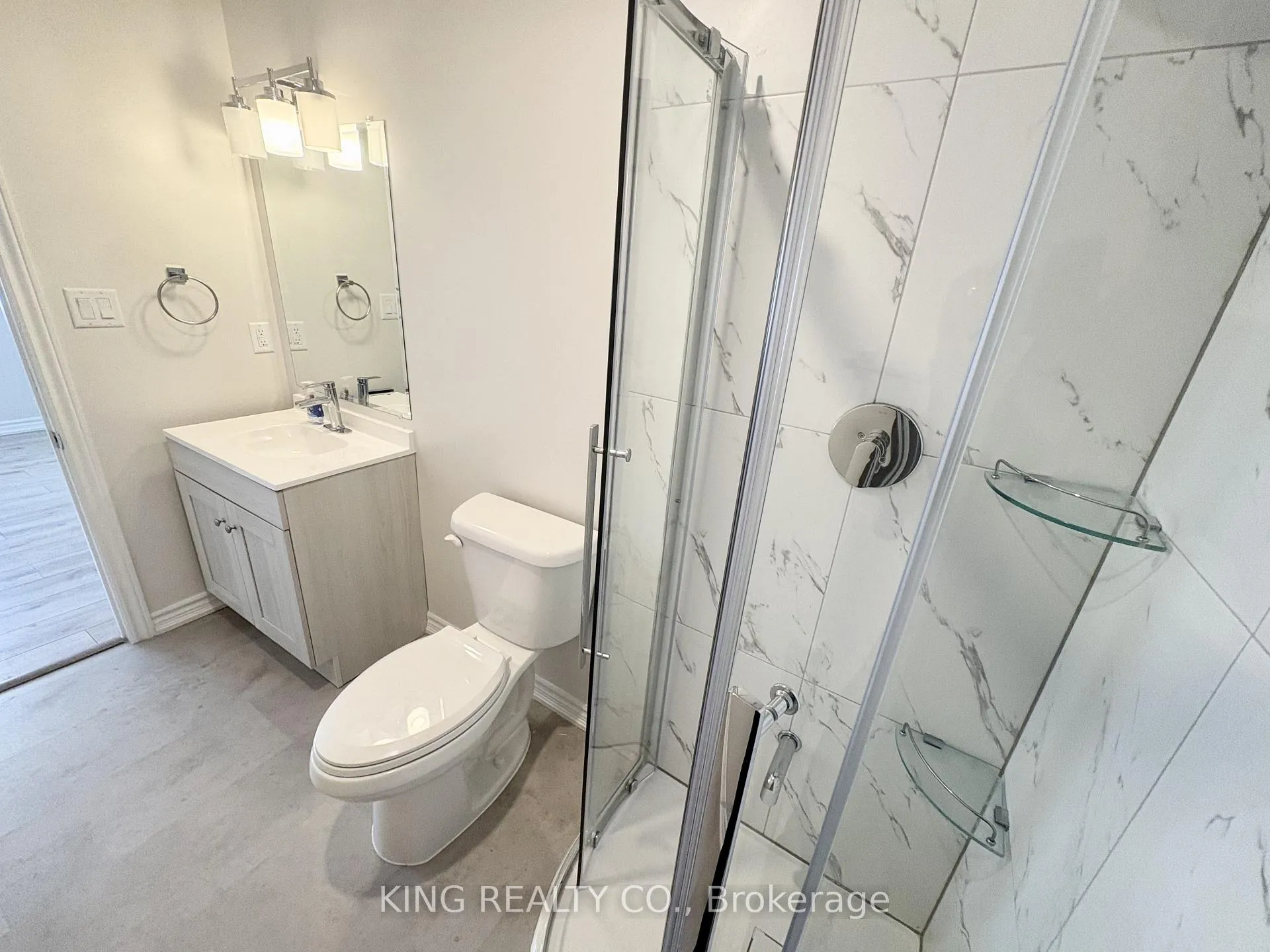 Photo 4 of 1246 Harlstone Crescent, Oshawa, Taunton — HOMEH