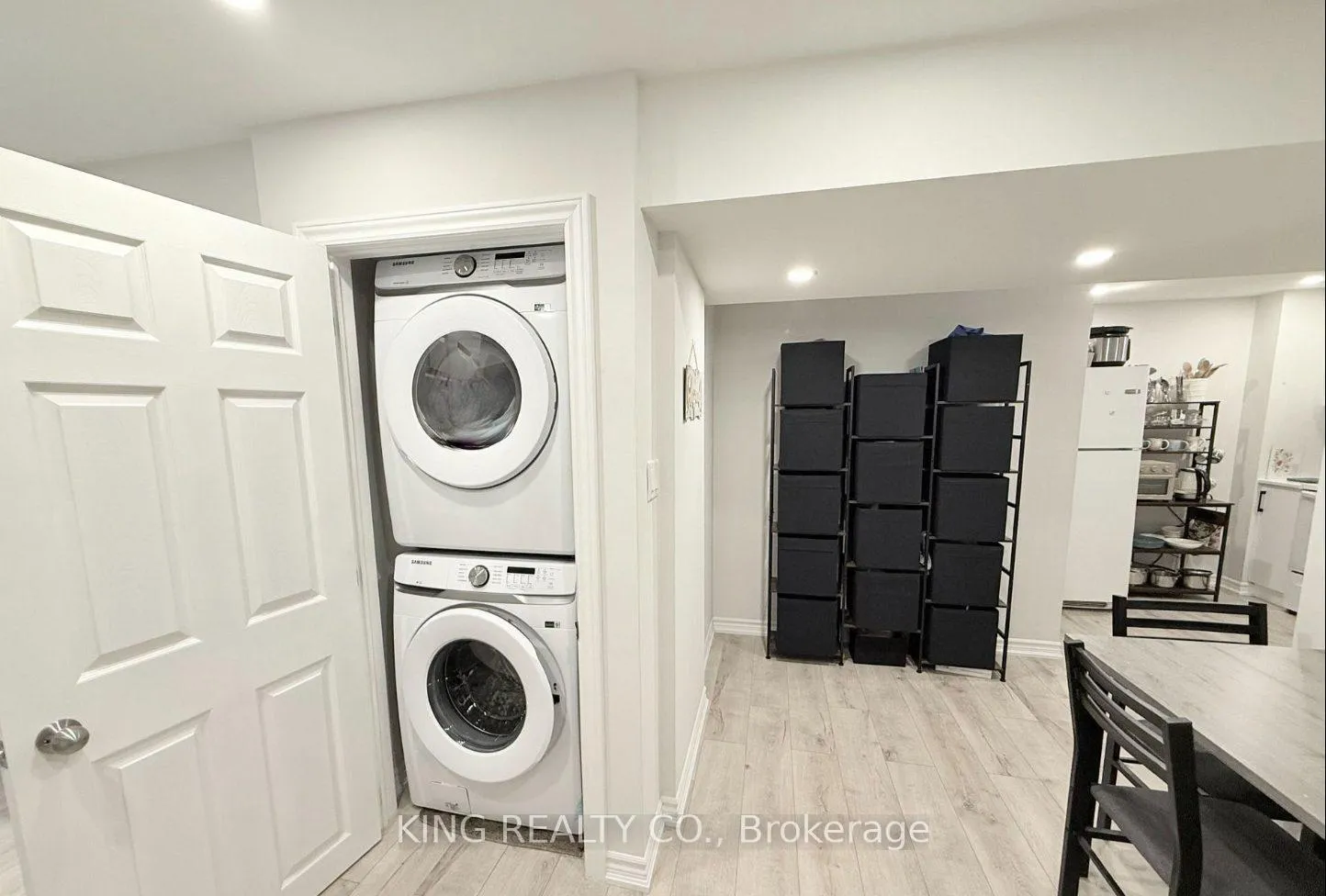 Photo 7 of 1246 Harlstone Crescent, Oshawa, Taunton — HOMEH