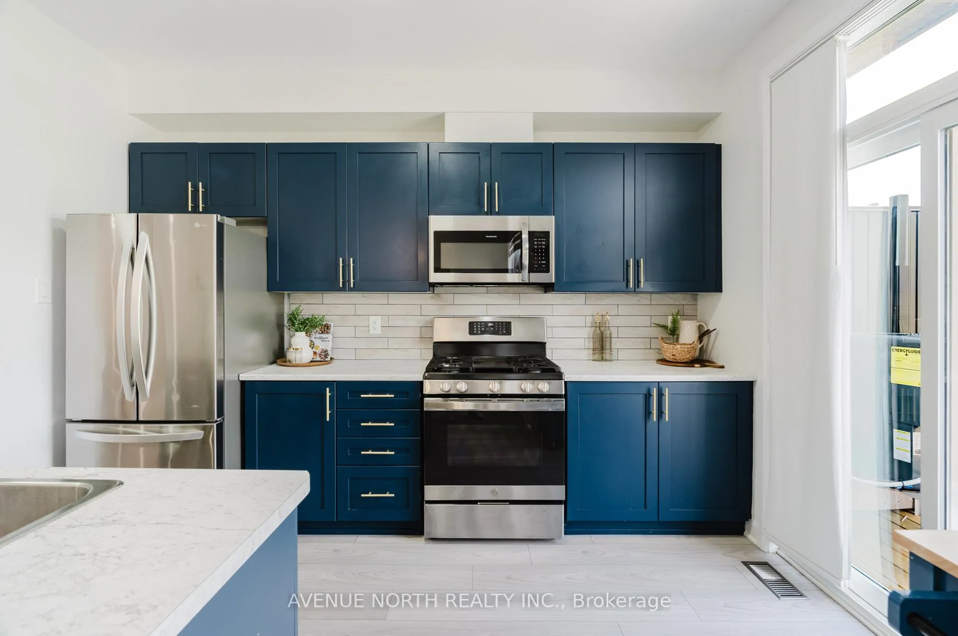 Photo 12 of 209 Attwell Private, Ottawa, Kanata - Morgan's Grant/South March — HOMEH