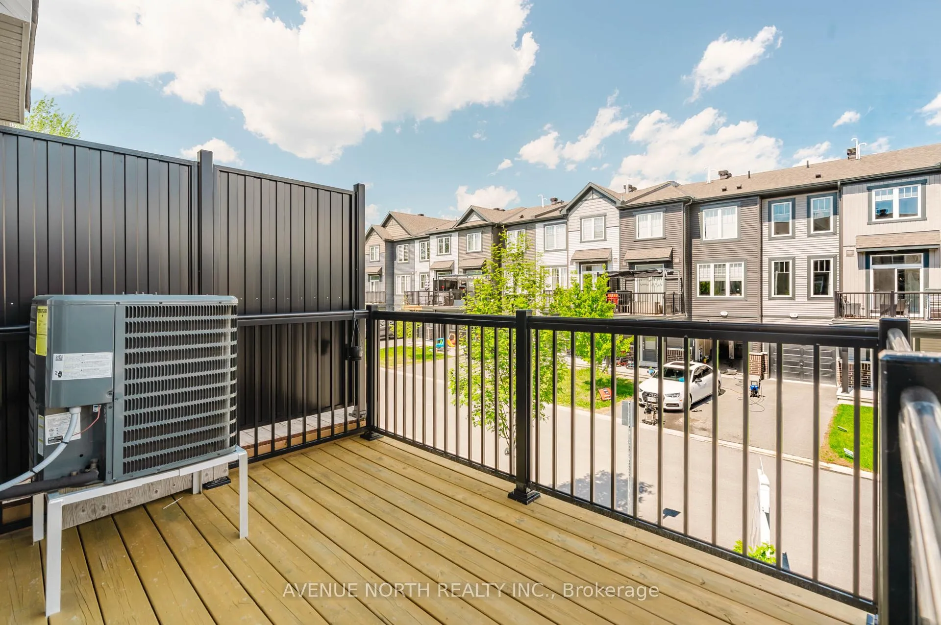 Photo 37 of 209 Attwell Private, Ottawa, Kanata - Morgan's Grant/South March — HOMEH