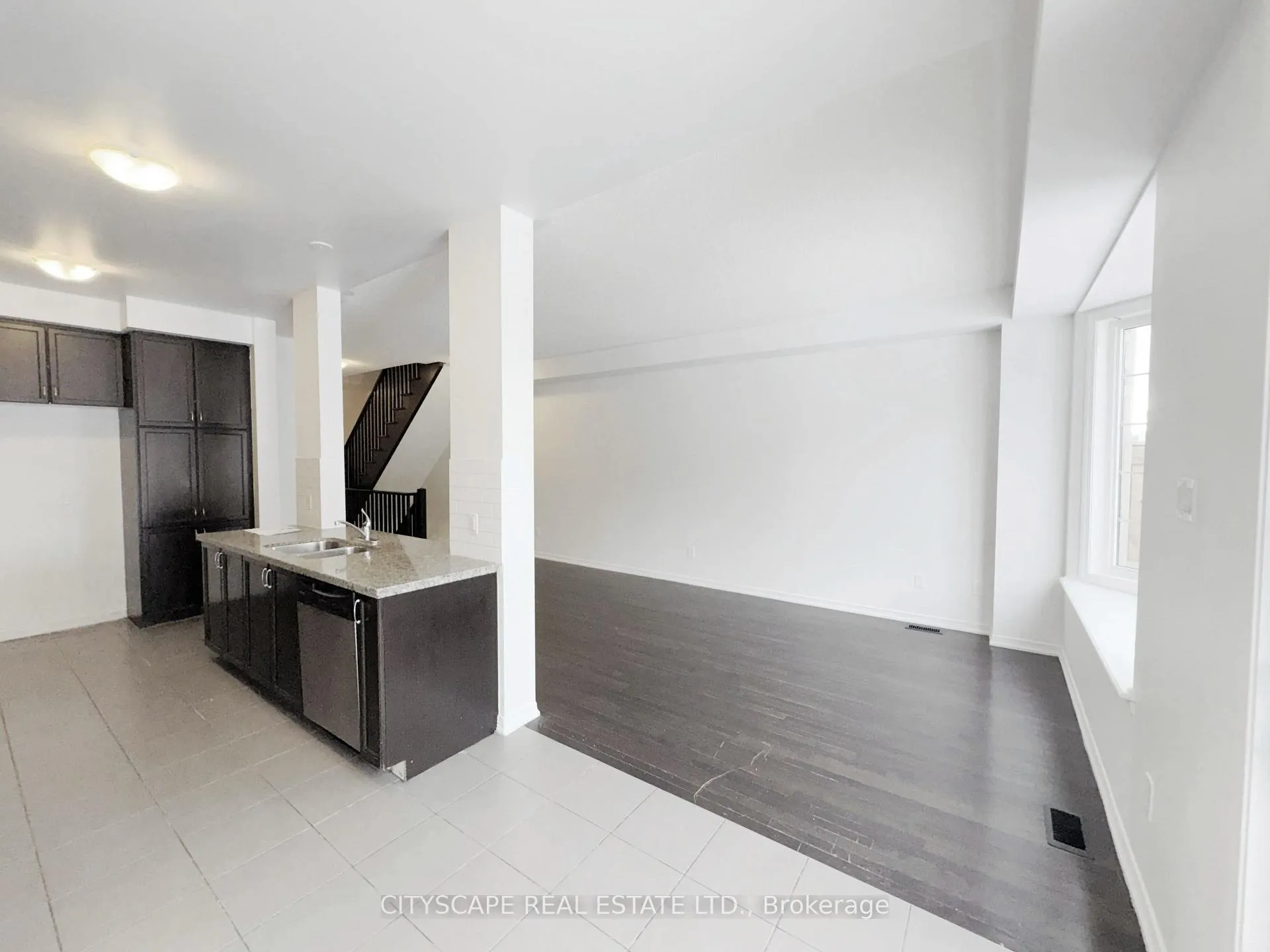 Photo 8 of 64 Honeyview Trail, Brampton, Bram East — HOMEH