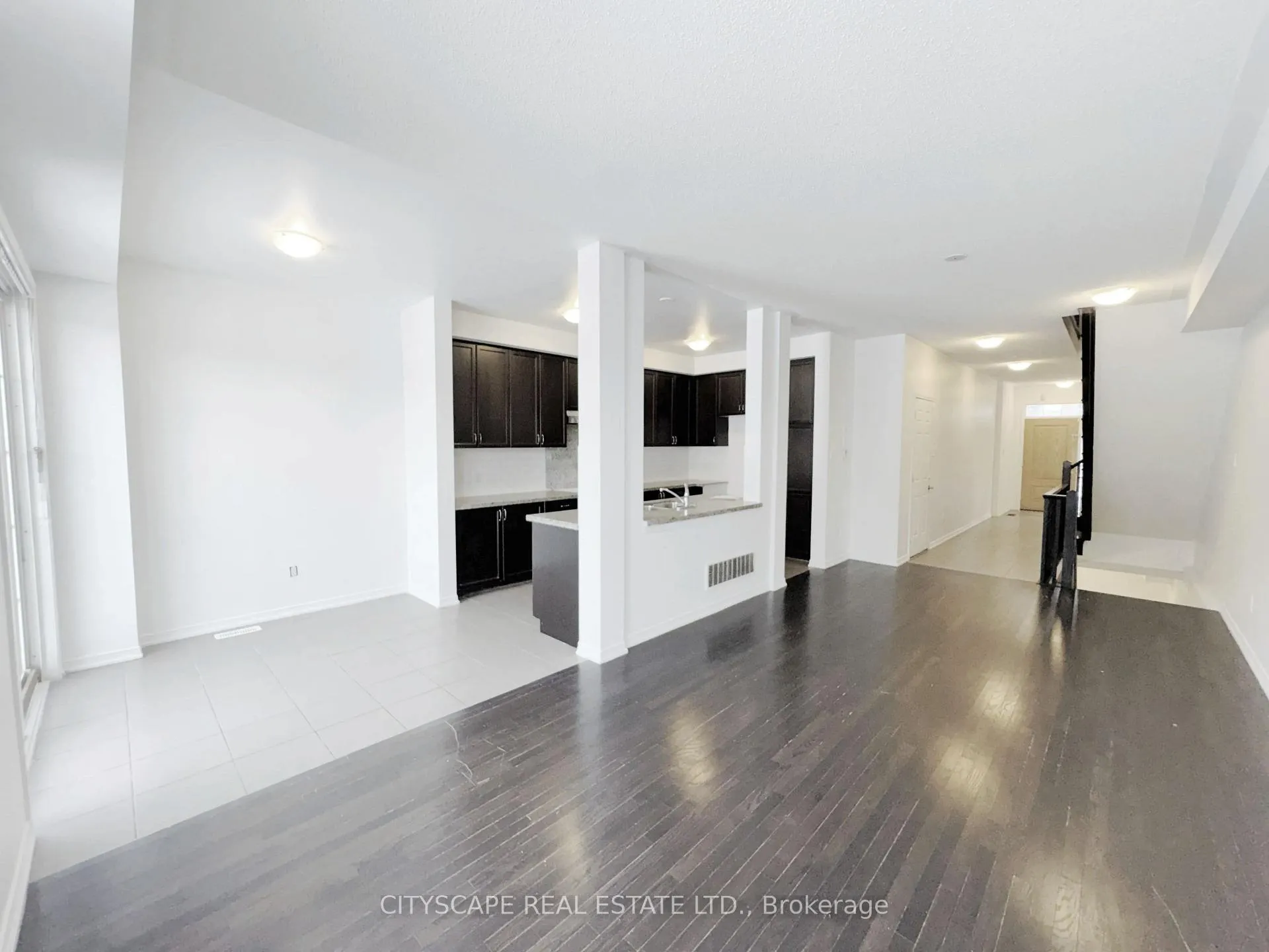 Photo 9 of 64 Honeyview Trail, Brampton, Bram East — HOMEH