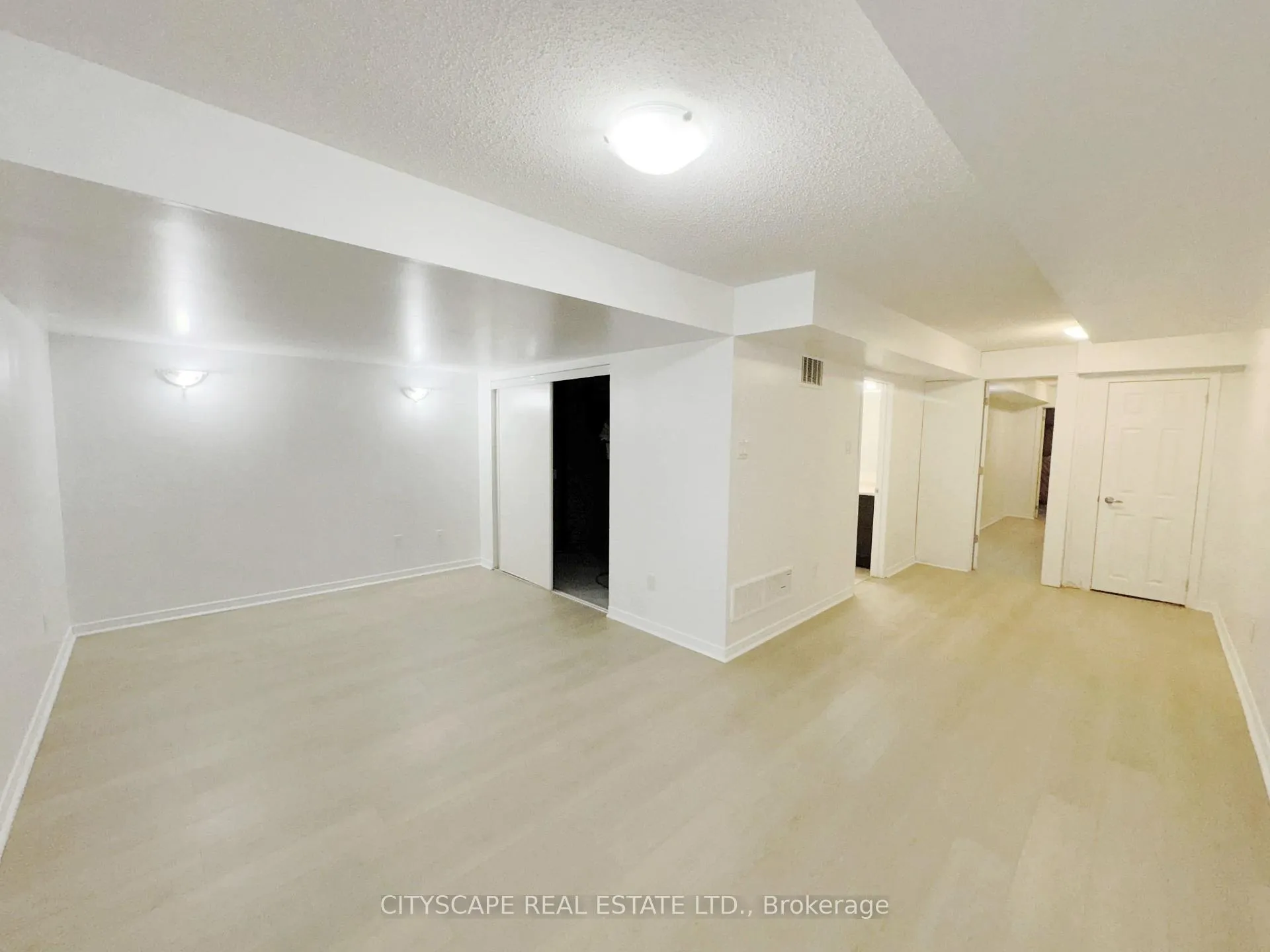 Photo 31 of 64 Honeyview Trail, Brampton, Bram East — HOMEH