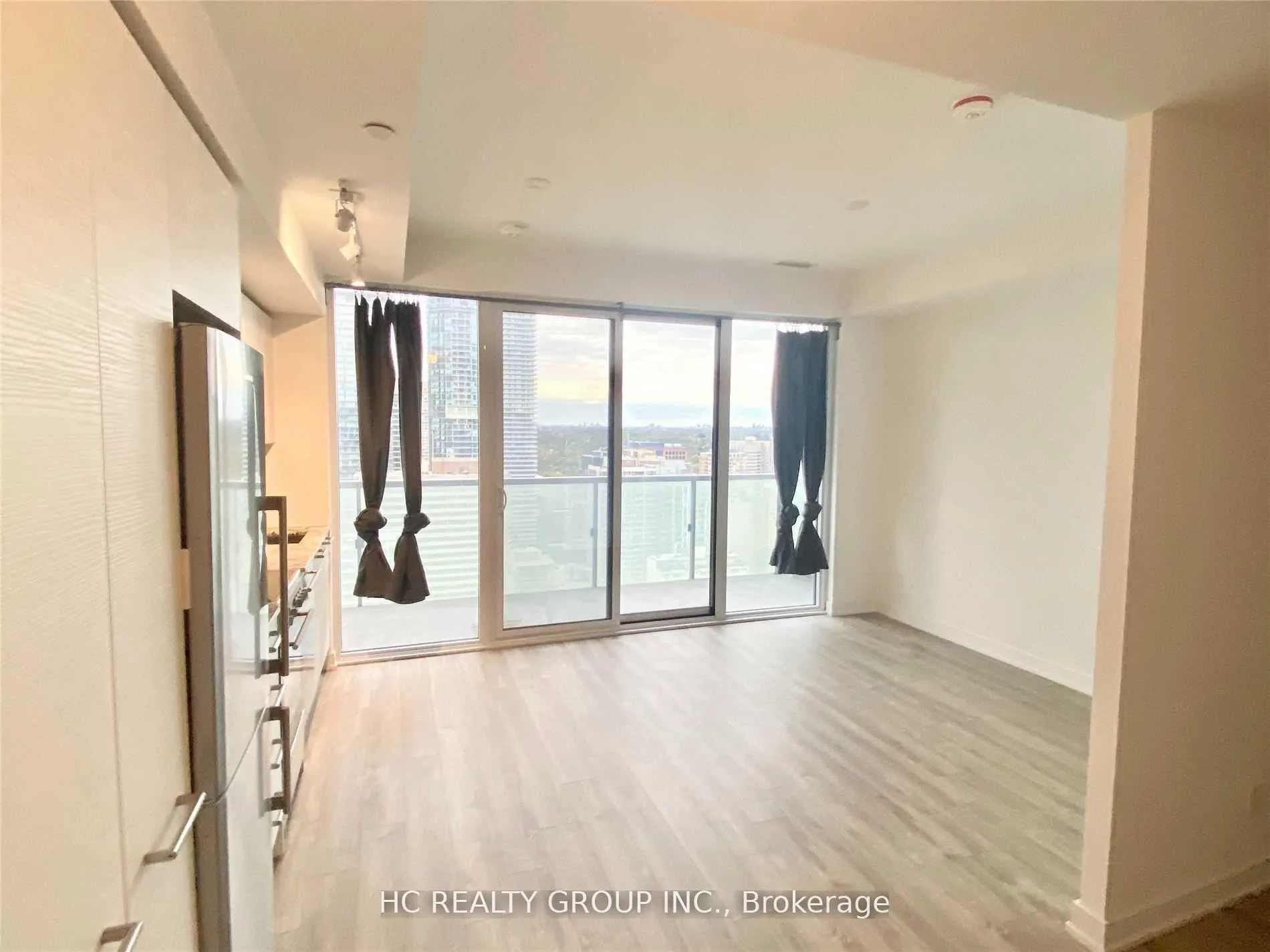 Photo 7 of Unit 3508, 28 Wellesley Street E, Toronto, Church-Yonge Corridor — HOMEH