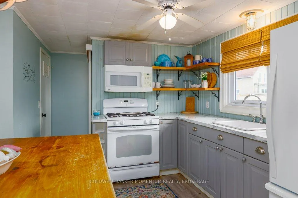 Photo 22 of 8 Loomis Crescent, Fort Erie, Crystal Beach — HOMEH