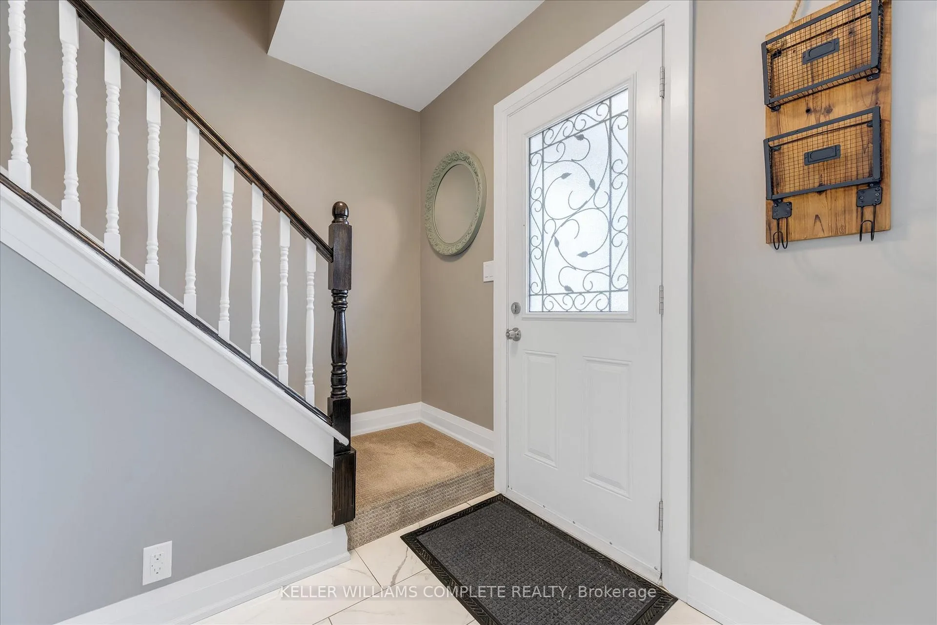 Photo 4 of 196 Campbell Avenue, Hamilton, Crown Point — HOMEH