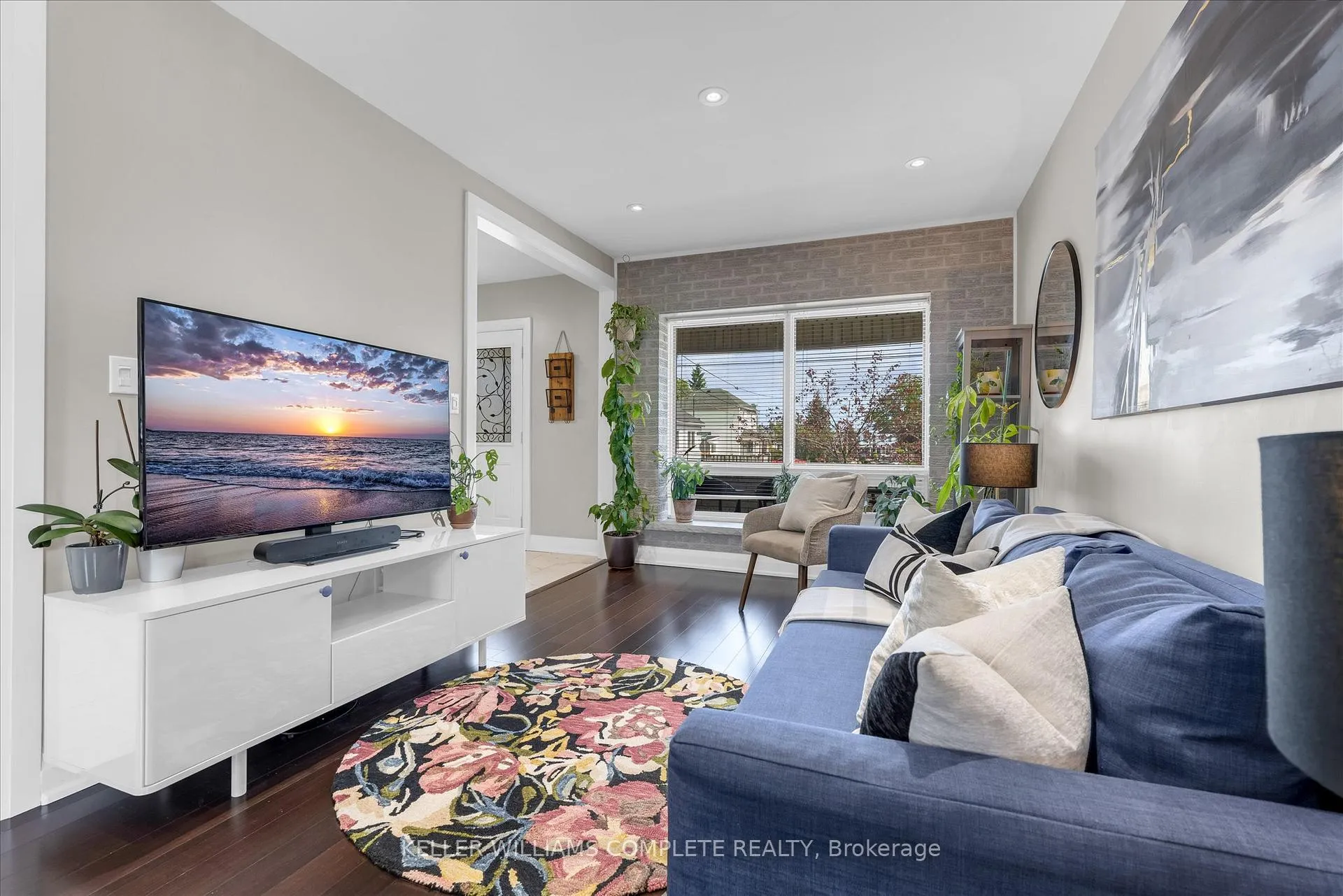 Photo 9 of 196 Campbell Avenue, Hamilton, Crown Point — HOMEH