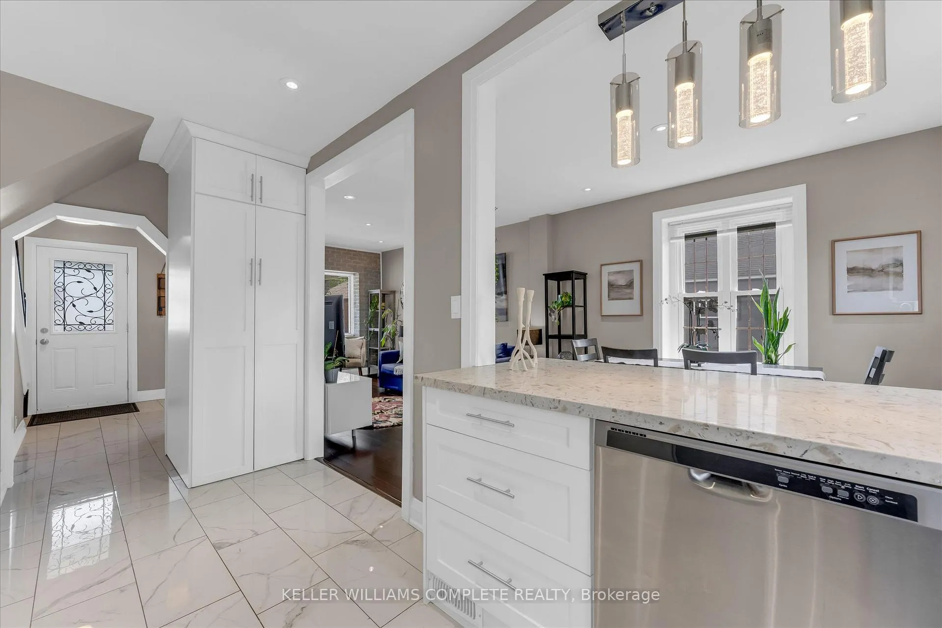 Photo 15 of 196 Campbell Avenue, Hamilton, Crown Point — HOMEH