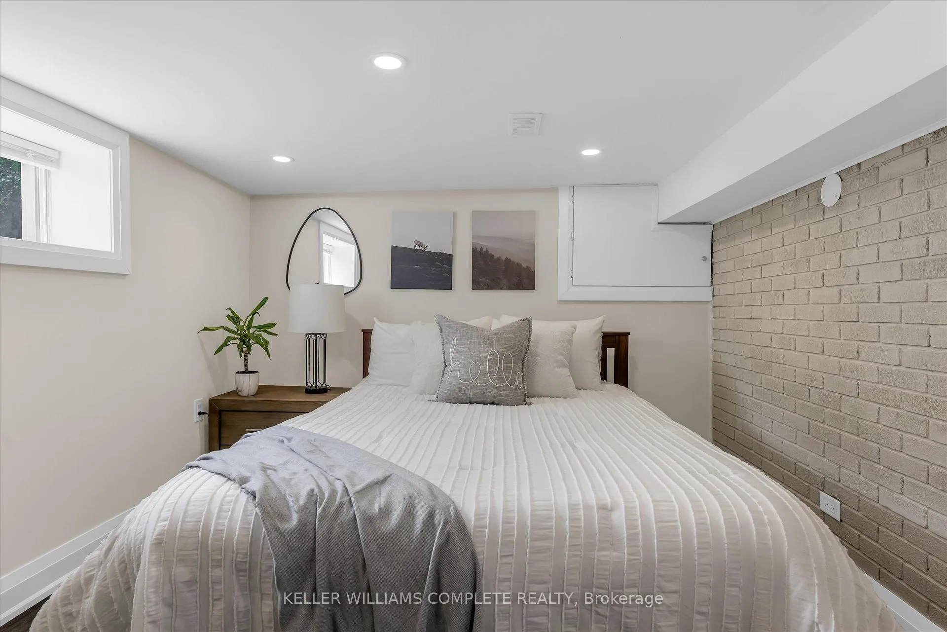 Photo 28 of 196 Campbell Avenue, Hamilton, Crown Point — HOMEH