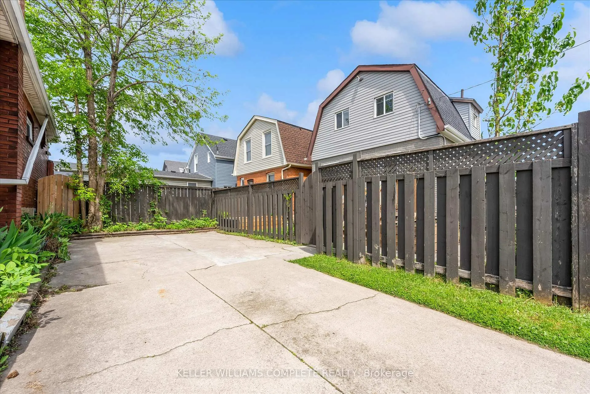 Photo 35 of 196 Campbell Avenue, Hamilton, Crown Point — HOMEH