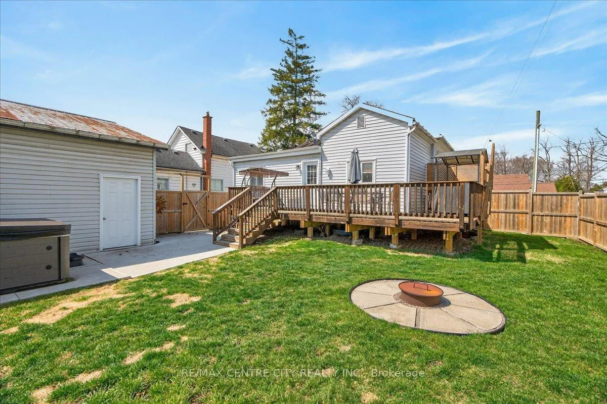 Photo 23 of 106 Metcalfe Street E, Strathroy-Caradoc, SE — HOMEH