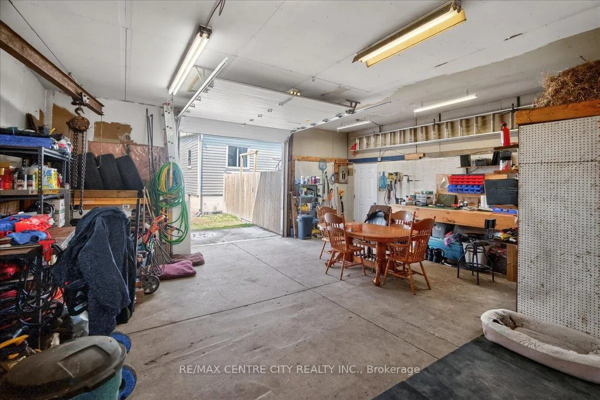 Photo 30 of 106 Metcalfe Street E, Strathroy-Caradoc, SE — HOMEH