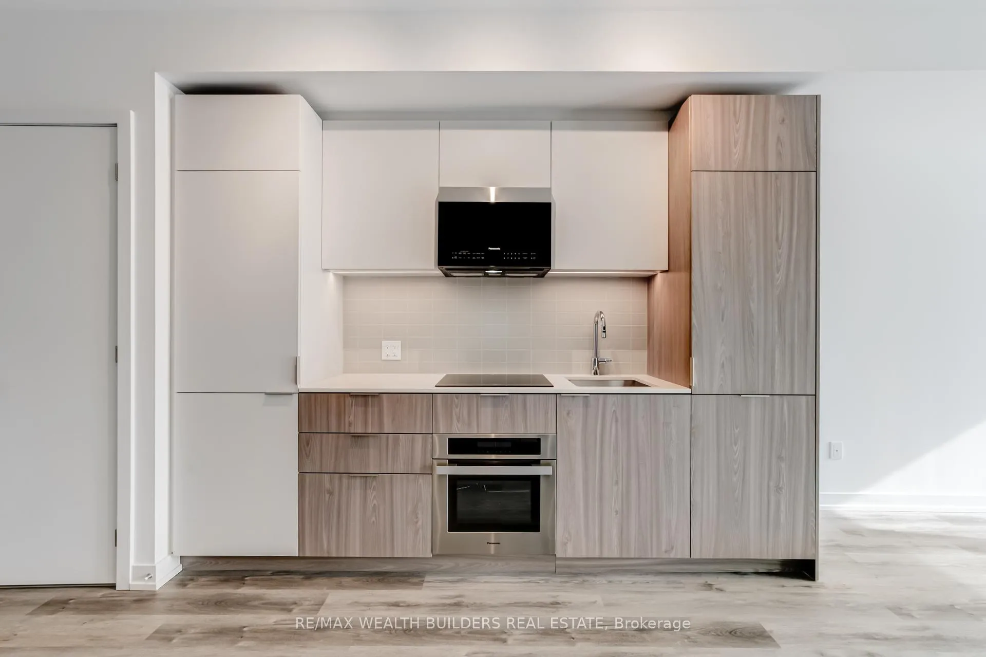Photo 5 of Unit 323, 28 Eastern Avenue, Toronto, Moss Park — HOMEH