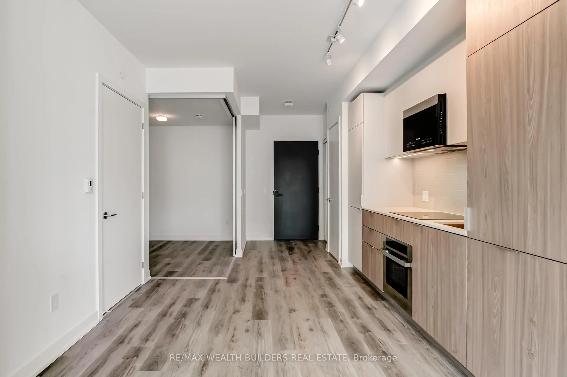 Photo 7 of Unit 323, 28 Eastern Avenue, Toronto, Moss Park — HOMEH