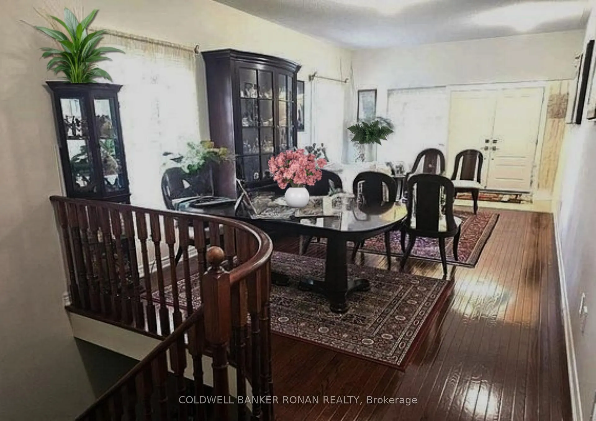 Photo 6 of 110 Petticoat Road, Vaughan, Patterson — HOMEH