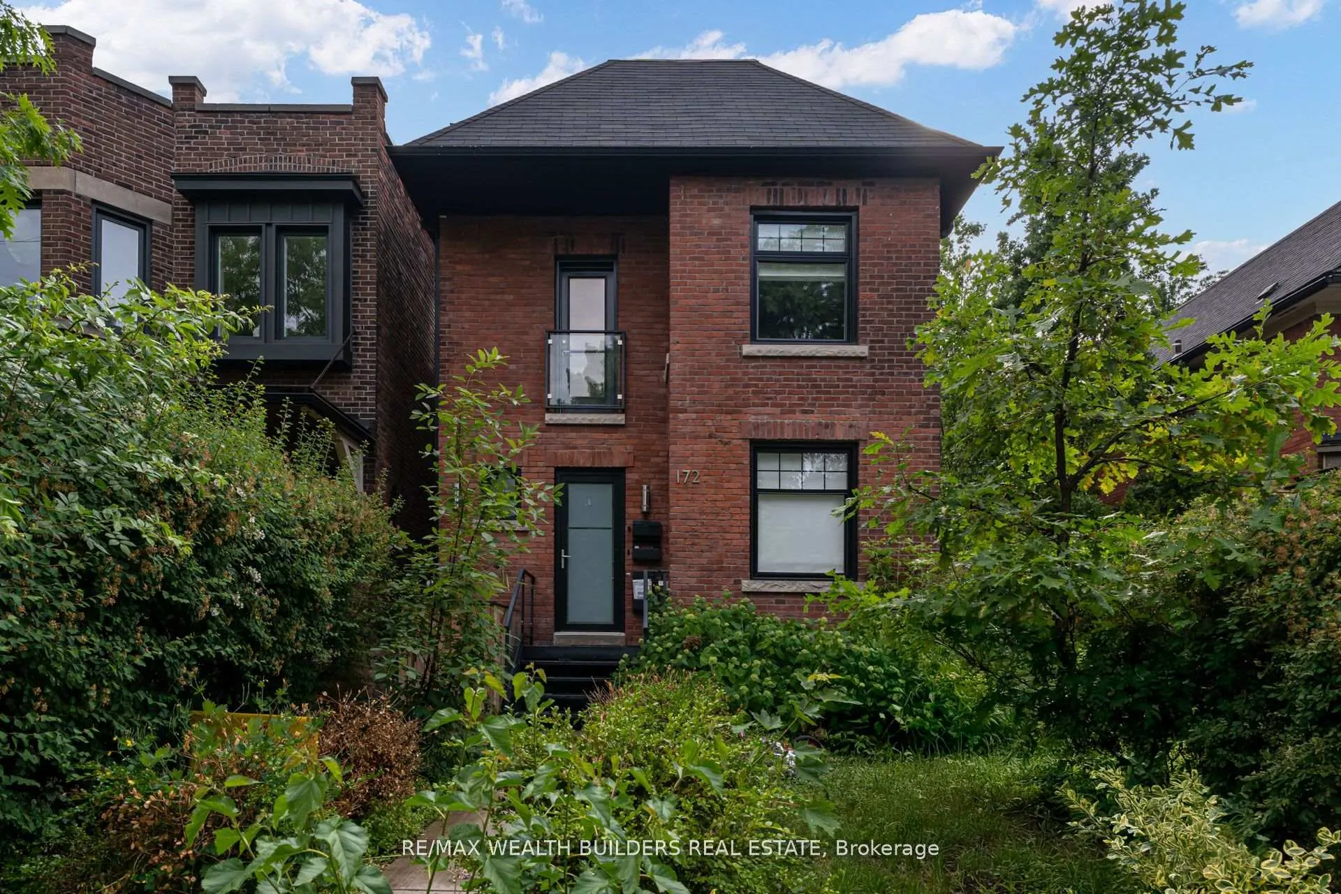 Front of Unit Lower, 172 Indian Road Crescent