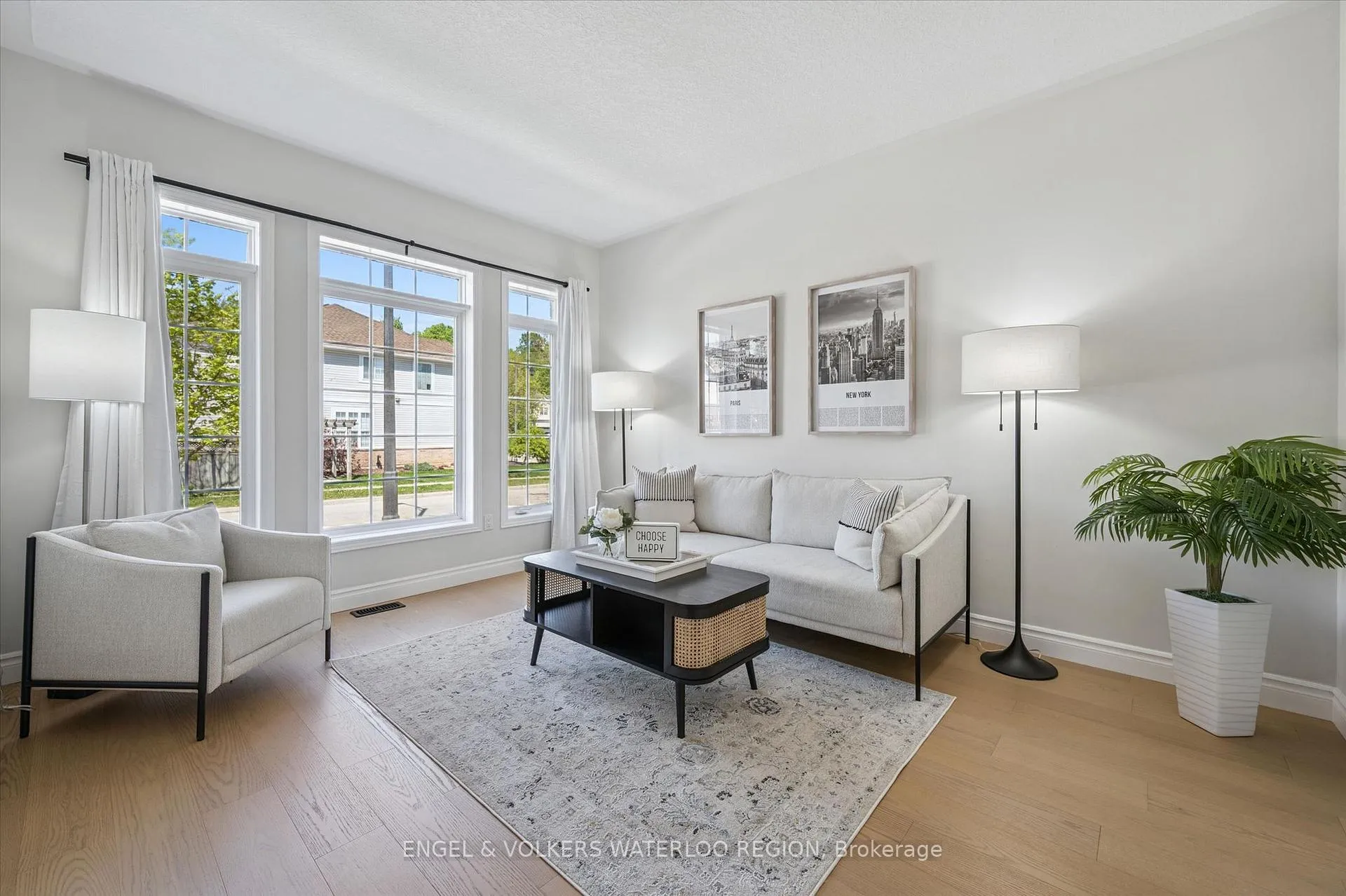 Photo 5 of 558 Winterburg Walk, Waterloo, Clair Hills — HOMEH