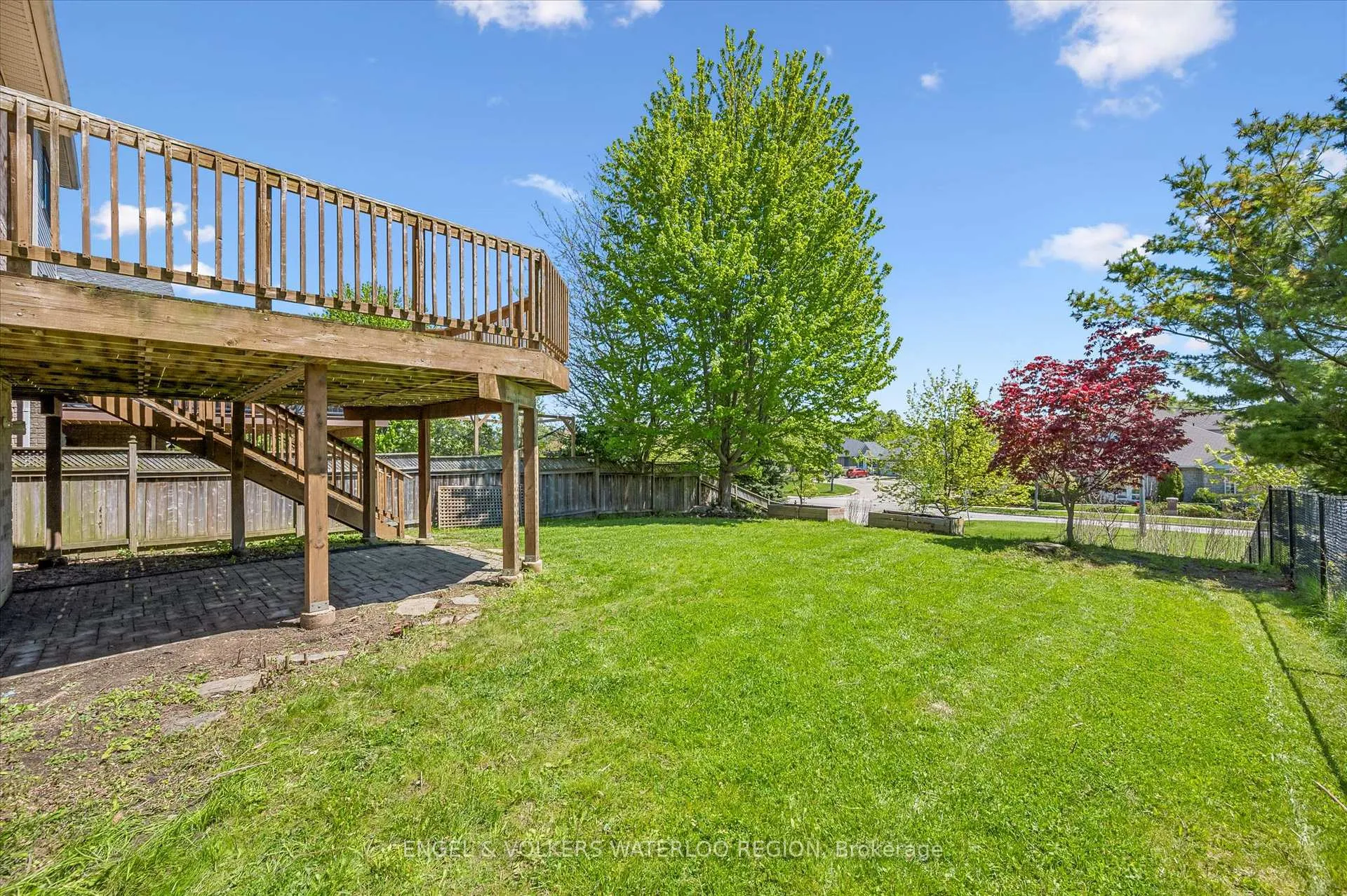 Photo 44 of 558 Winterburg Walk, Waterloo, Clair Hills — HOMEH