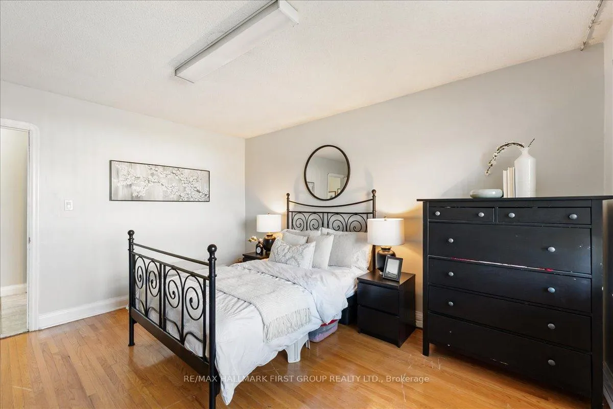 Photo 20 of 2690 Islington Avenue, Etobicoke, Thistletown-Beaumonde Heights — HOMEH