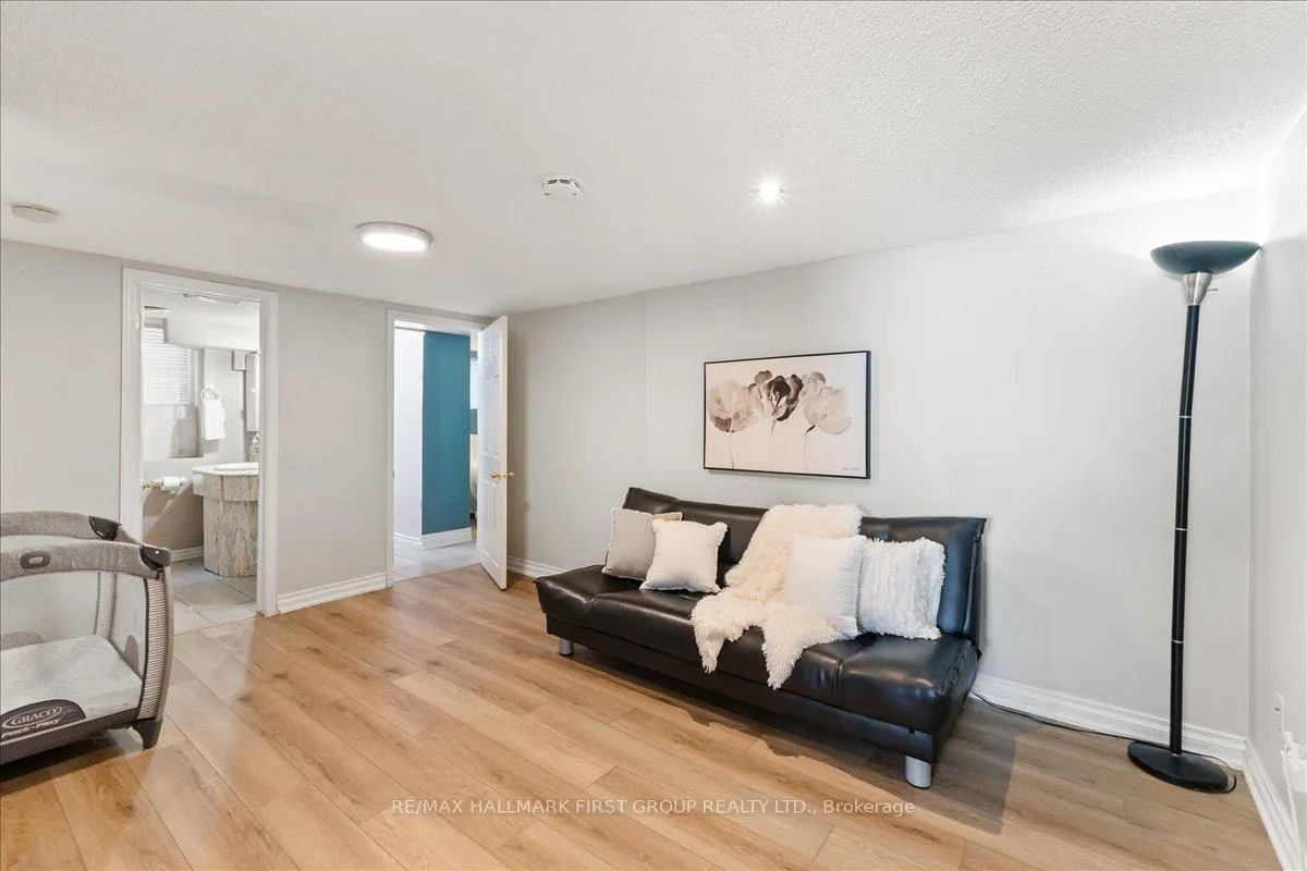 Photo 29 of 2690 Islington Avenue, Etobicoke, Thistletown-Beaumonde Heights — HOMEH
