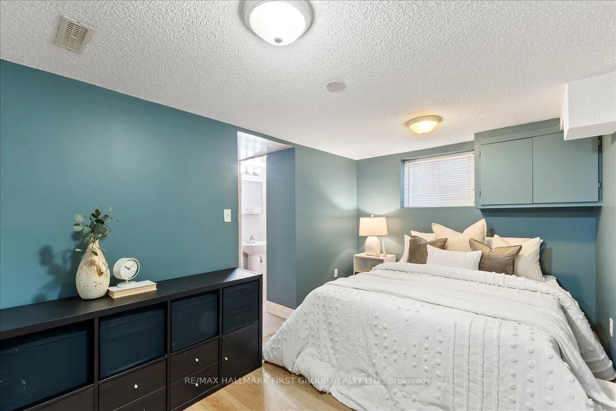 Photo 34 of 2690 Islington Avenue, Etobicoke, Thistletown-Beaumonde Heights — HOMEH