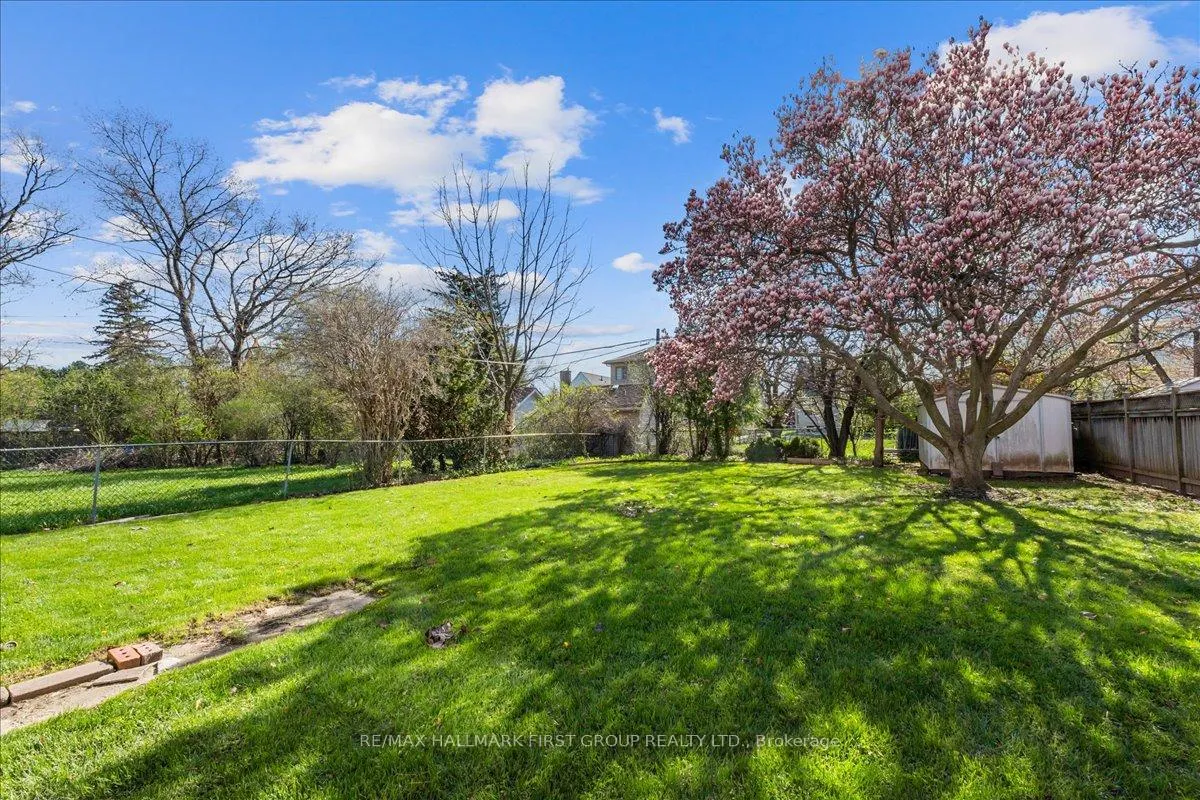 Photo 39 of 2690 Islington Avenue, Etobicoke, Thistletown-Beaumonde Heights — HOMEH